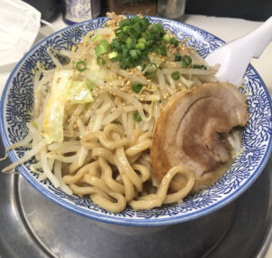 ニンニク入れない二郎系 凌駕 大岡山 東京で美味しいと評価の高いラーメン屋に行ってみたブログ